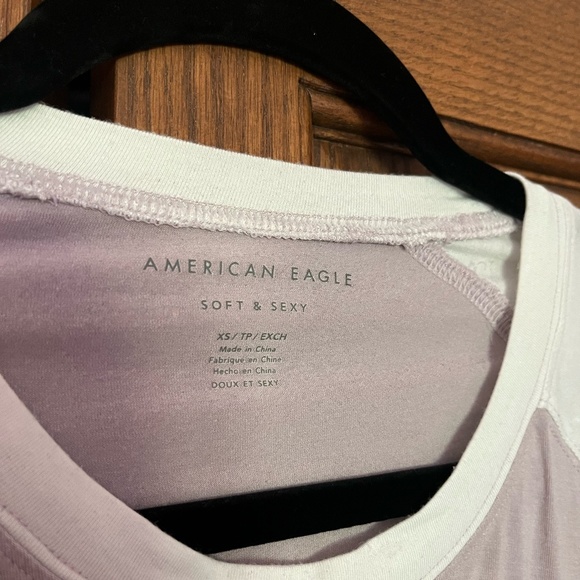 American Eagle purple and white extra small t-shirt - Picture 4 of 4